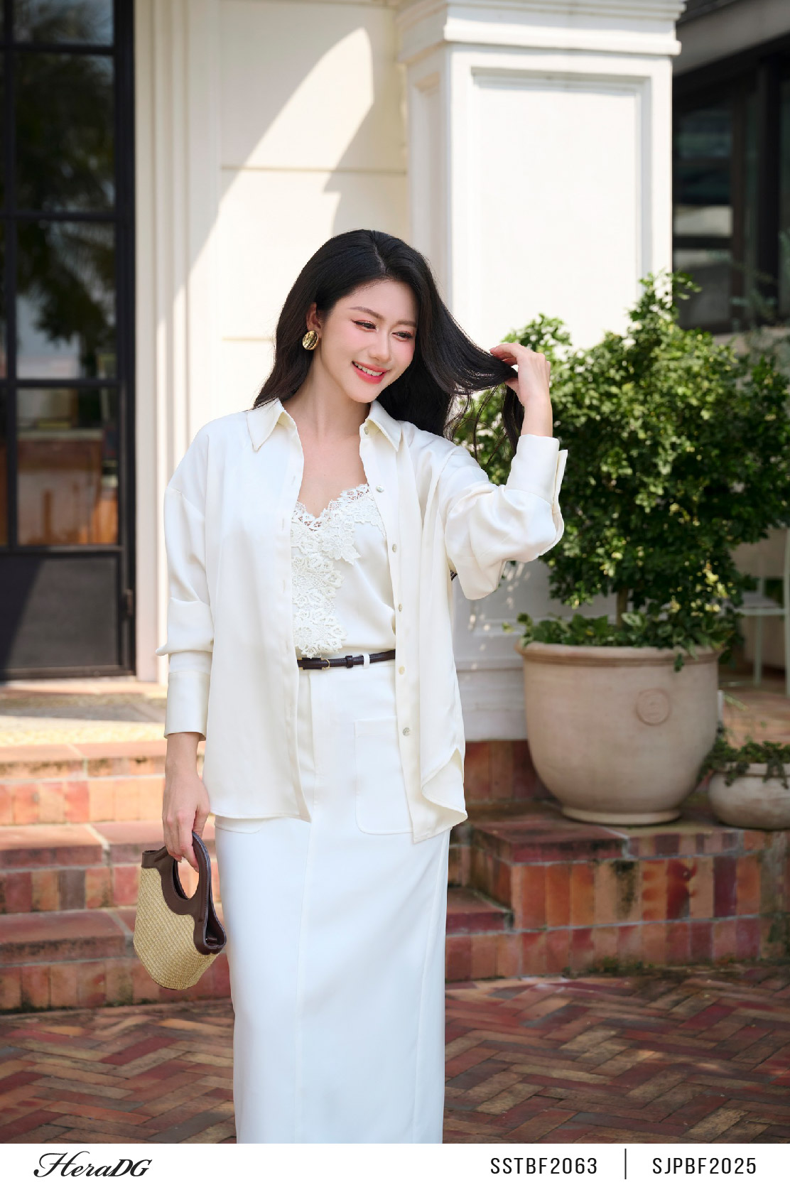 Ảnh của Set áo lụa phối ren